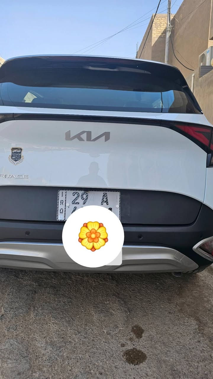 السلام عليكم
سبورتج خليجي ' #بلاك ايدشن الشركة الدولية

ملاحظه // مكفولة كفالة عامه حتى من الخدش والرصعة والبارد نظيفة جداً بوضع الشركة

*الموديل / 2025

*الرقم / واسط

*المواصفات *

بصمتين تشغيل +ابواب +صندوق

نظام ترحيب عند الاقتراب

لدات امامي خلفي + زنون

شفتات ستيرن % بديل سرعات من المقود '

حساسات امامي + خلفي

رادارات جانبي

شاشات ديجتل متصله +كار بلي

كشنات مخمل

كشنات كهرباء + تدفئة

صندوق كهرباء شفط + عند الاقتراب يفتح تلقائي تشغيل عن بعد

ستيرن تدفئة

●●●

مخرج شاحن تايبسي + يواس بي + واير ليس+ كشنات

انظمة قياده ايكو + سبورت + نورمال + سمارت

مري شفط بلاك +اشاير مري

تبريد قطعتين امامي + خلفي

نحكم ستيرن فول جهتين

شاشة اعطال

هاند بريك بصمV٧

5 ويل كب كروم اسود حجم 19

مانع انزلاق + مانع منحدرات + مثبت سرعه

اوتو هولد توقف ذاتي

بارك سنسر

كاميرا خلفيه دواره

اشارة ترحيب

عدد الايرباك 6

●●●

عده غير مستعمله + سبير + حقيبة طبيه + مطفأة + مثلث +كتلوكات 

عنوان /الكوت

رقم ***********

المو شراي لايتصل 

السعر 225
