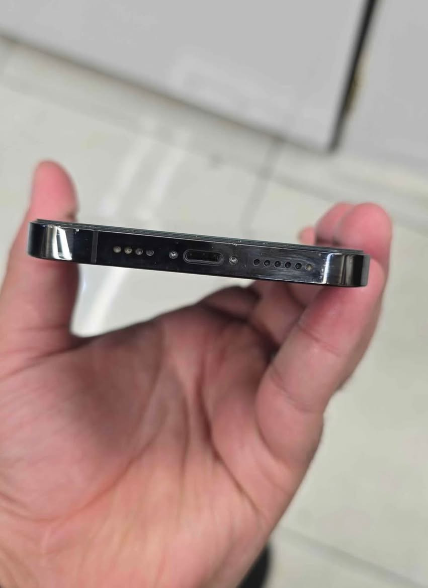 iPhone 13 Pro Max black
Battary 87 biladi 
1sim esim 128gb 
Mobailaka zor xawena be ayba bashartta 
Nakrawa be dastkari hamu gyani biladiya 
La hawler geandn niya musteri tel bka maqamlay kam 430 dolar mobailaka yak dasta *********** أربيل, العراق
