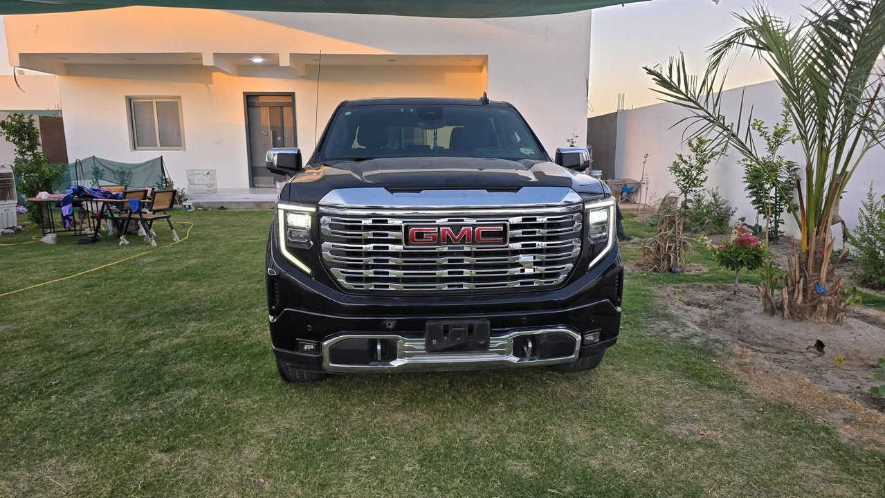 للبيع GMC سيرا 2024
دينالي الشكل الجديد 

باب طويل بدي قصير المرغوب

محرك6200 v8

4*4 فور ويل

سلايد روف فتحة

حساسات 360 درجة من كل الجهات 

رادار امامي خلفي و جانبي 360 درجه 

كامرات 360 و كامرة بالبدي و شاشه مراقبه بالمرايه الوسطيه نفس مال كدلاك

داخل جلد كشنات تدفئه وتبريد امامي وخلفي

كشنات هزاز تحذير

توقف ذاتي عند الرجوع  واتو ستوب و داتا شو بالدشبول 

مري شفط وترحيب و كامرات

باب خلفي 3 طكات 

جامه خلفيه كهرباء

دوسات كهربائيه اصلي  

منضومه كزوز سبورت بلاديه من امريكا 

5 انظمه قياده 

كير 10 نمر

تشغيل عن بعد كير طرح و شاشات ديجيتال بالكامل 

انارة محيطيه ترحيبيه 360 درجة
سياره رقم بغداد شهداء
ملاحظه سياره بيه صبغ البدي او لحوض خلفي مبدل ومصبوغ
***********
السعر 375 قفل بدون مراوس
اذا موشراي لاتخابر رجاء
