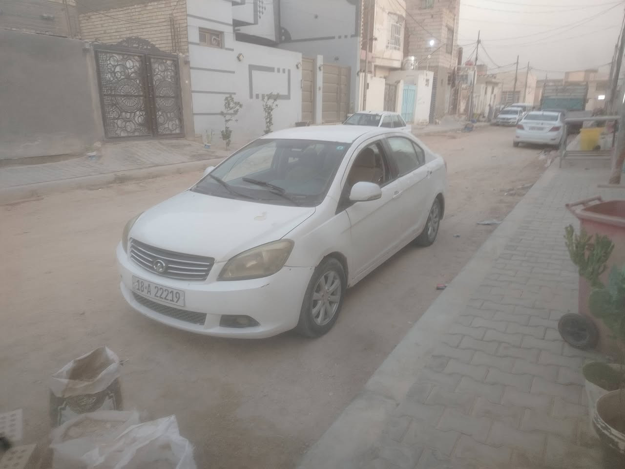 كريت ويل فولكس سي 30 موديل ١١ بابل بأسم اخي مكينه بيه صوت رواجز وكير تمام بيها جاملغ صوب العبري سبب البنجرجي ما شاد الستدات وخرط التأخير واذي الجاملغ مثل ما موضح بالصوره كهربائيات شغاله نقصها جام الخلفي ما ينزل وتبريد عاطل وحداديه الأمامي نص عمر وباقي الكشر شوف العين والسعر ٣٥ وبيه مجال للاستفسار اتصل على الرقم ***********
