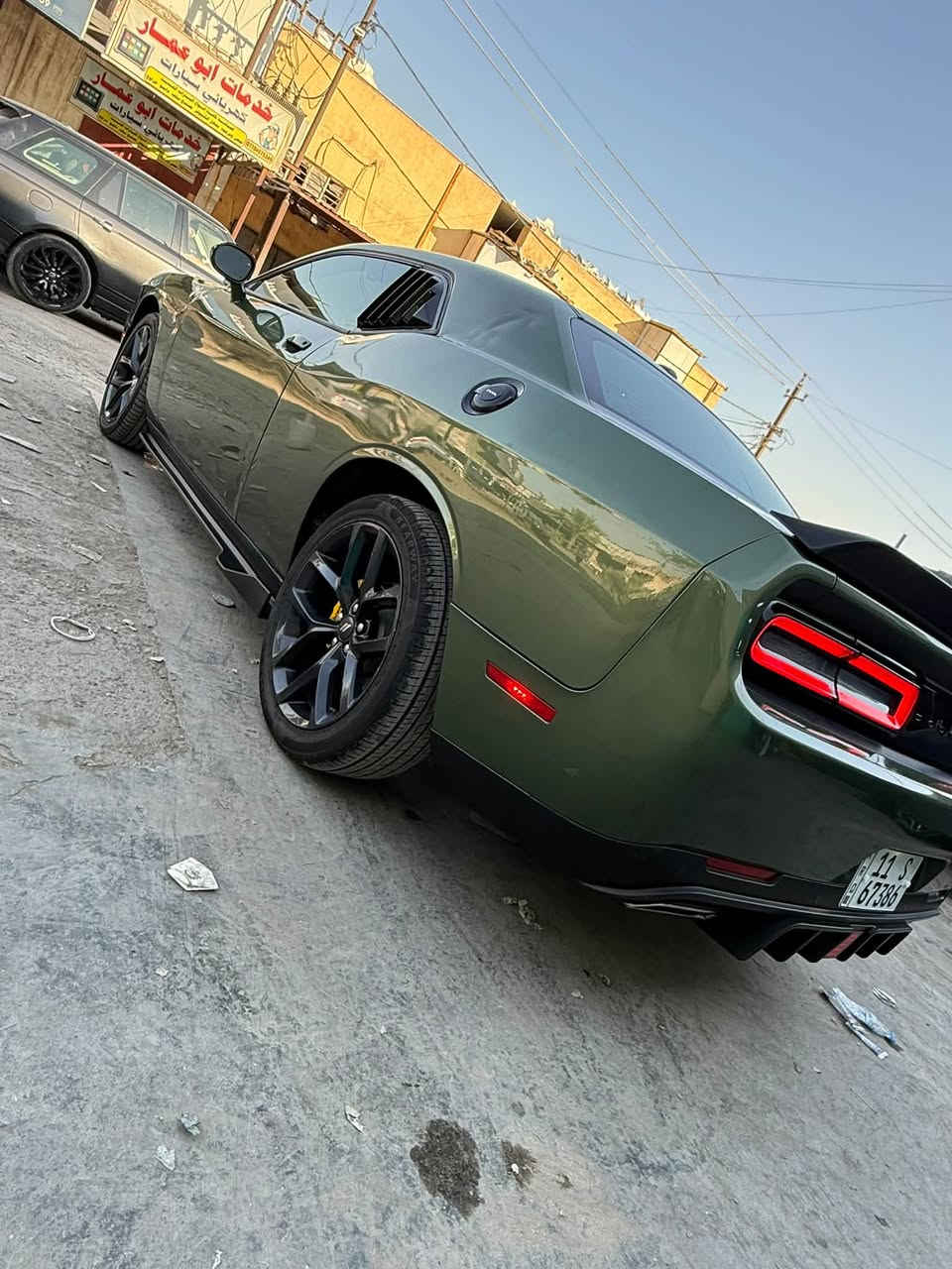 السلام عليكم
جالنجر 6 سلندر 2021 sxt
مواصفات السيارة معروفة    
بصمة ابواب وتشغيل
تشغيل عن بعد
شاشه كار بلي صغيرة 
كشن كهرباء
عليها سوارات متغير بالمازدات
كاملة وجاهزة 
كير ومكينة كفالة
ماشية 72,000mi
 صدر امامي وخلفي جديد
السيارة جاهزة وما ناقصها لو برغي
حادثها جاملغ عكس السايق وبنيد
وبالعراق بيها صبغ جاملغ خلفي جهة السايق
يعني ٣ قطع صبغ

راسلني ع الواتس اب ادزلك صور الحادث
مكاني بغداد
السعر ١٦٠ وبيها مجال بسيط حك الجية

***********

نص مكتوب في الصور:
- العراق ***********