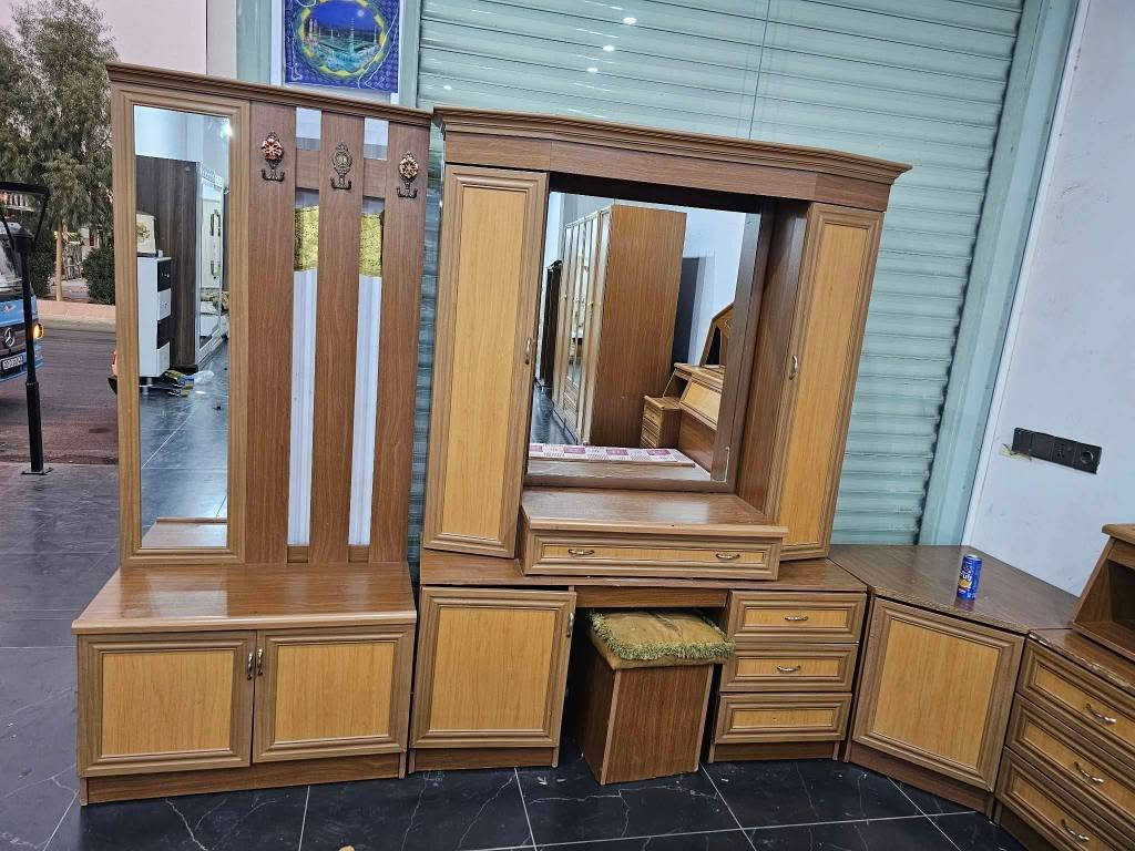 غرفة تركي • ٨ قطع • نظيف