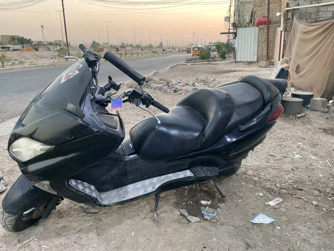 فورزه صفر 9للبيع كمله مكمله يرادله فقط تجفيت بيه دخان خفيفه بس نكره بكل وكت رقمي***********