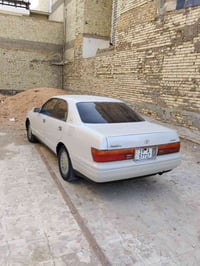 بطه للبيع او مراوس بسياره ((BMW)) موديل 1994 السياره حلوه حيل وكاعده ر...