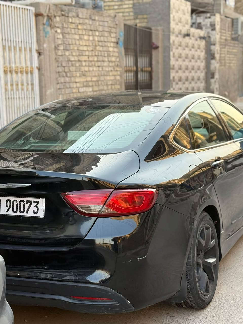 السلام عليكم
كرايسلر c200 نص فول 2016 لون اسود حادثها بسيط السونار موجود بالصور السياره خير من الله نقص بيها كمبريسر تبريد باسمي تحويل ثاني يوم السعر 89 وبيها مجال العنوان بغداد البلديات ***********
