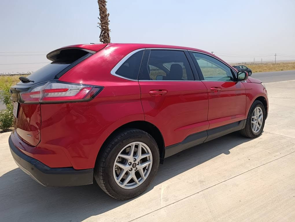 Ford edge 2024
لون ماروني مميز
ماشيه 27 الف ميل
سعر 160 ورقه بدون رقم
محرك 2.0 توربو 
ايرباك استيرن و برده طاك و مرجع سستم شركه 
مواصفات SEL فول بانوراما
حادث سيارة / جاملغ + باب + جاملغ خلفي جهه اليمين 
بدون دواخل شرط الفحص 🤚
بجم كبس شركه
راديترات و ردار و حجر بيئه بلادي شركه
مواصفات 👇
بانوراما سقف اسود
بصمه 4 ابواب
كشنات جلد و كهرب و هيتر
شاشه ايباد كبير
دخول ذكي
شغال عن بعد
4×4 دبل اكسل 
صندوق كهربائي
ويل كب بلادي
شحن وايرس
تحكمات فول 
تحديد مسار + قياده ذاتيه+ بريك بصمه
بعد بيها هواي مواصفات👌
رقم كاتي تترقم محافظات الاقليم (اربيل دهوك سليمانيه حلبجه)
مده الترقيم 90 يوم من تاريخ الشراء
سيارة في اربيل شركه نور البصرة موجوده 
بيع فقط شراي يتصل
***********
*********** أربيل, العراق
