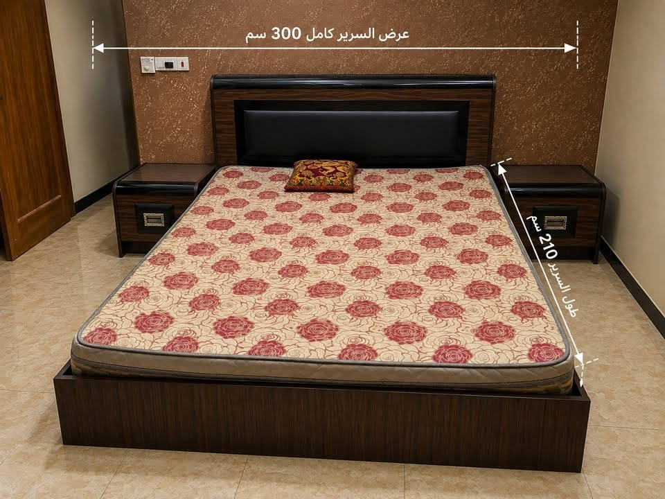السلام عليكم
اثاث للبيع وبحاجة الى صيانة بسيطة جداً
غرفة النوم كاملة بسعر 400 الف 
ميز مكتبي وبسعر 100 الف 
السعر قابل للتفارض 
المكان / بغداد _كورنيش الاعظمية
للتواصل واتساب / ***********

