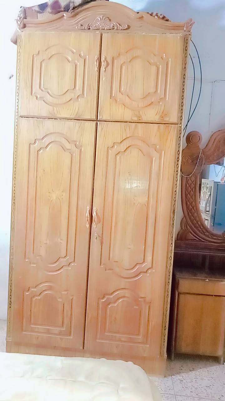 غرفة نوم للبيع ***********
