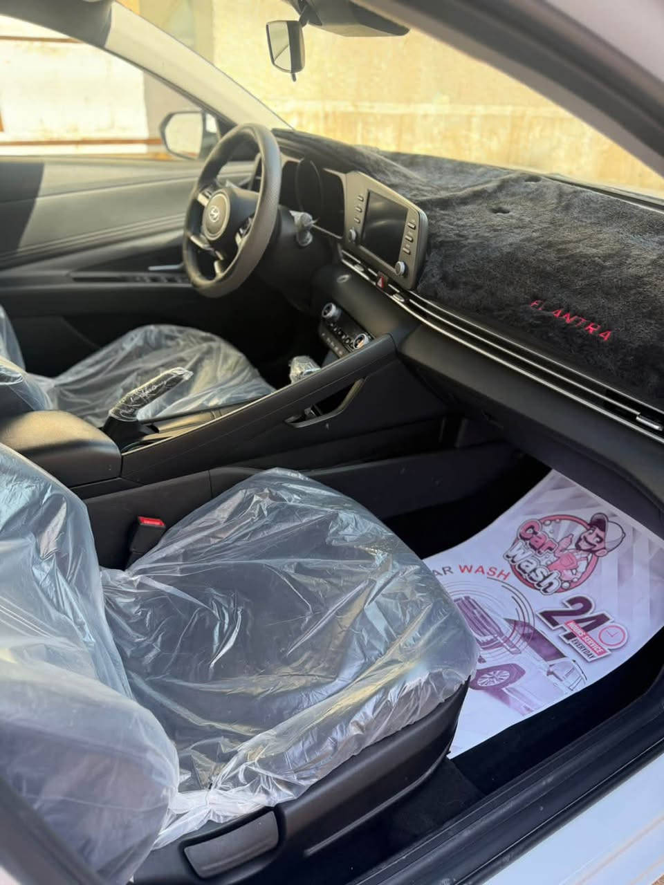 السلام عليكم
الانترا ٢٠٢٢ فئة ليمتدد فول مواصفات
محرك دوش ٢٠٠٠ كير AT
سيارة خير من الله 
بيهه فقط بنيد وصور الحادث موجود ويه الصور
السعر ١٤٠ 
مكان بعقوبة 
للأستفسار الاتصال ع ***********
