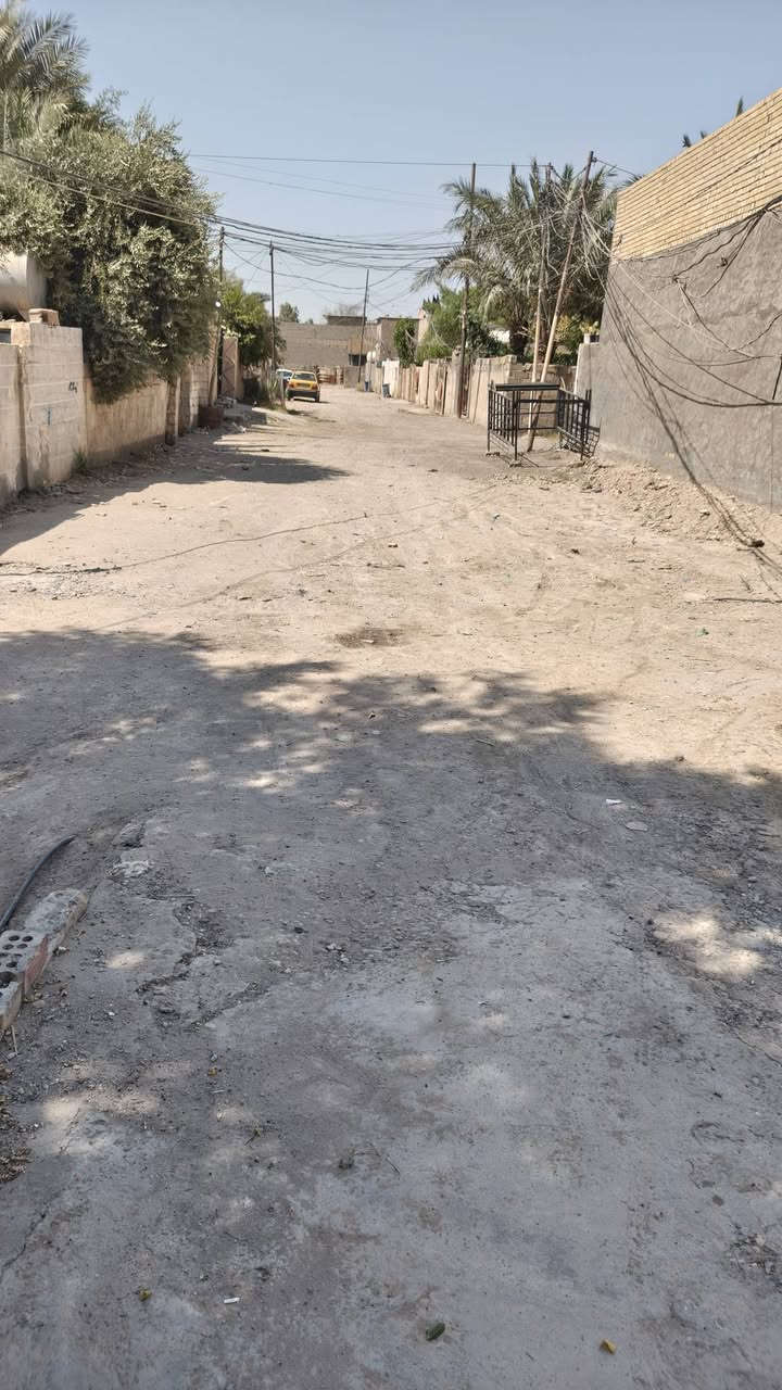السلام عليكم 
بيت للبيع مساحه البيت 230 وصور سعر 60 بي مجال قليل مكاني بغداد فلكه حي النصر بلولدايه قريب ع شارع بيت دايش وقريب ع شارع العام  شراي يتصل 

‏‪***********‬‏
