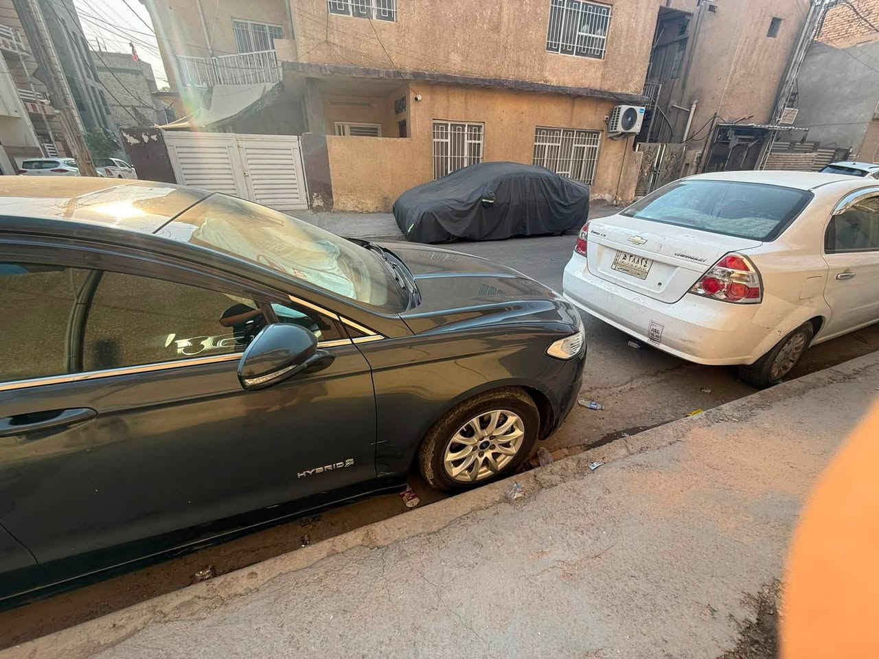 السلام عليكم فورد فيوجن موديل 2018 هايبرد مكينة 2000 تنفس طبيعي ماشية 150الف كيلو ضربتها  باب خلفي وجاملغ خلف السائق السيارة مابيها اي نقوصات كير مكينة مكفولات جاهزة السيارة من كل النواحي رقمها بغداد بإسمنا ثاني يوم تحويل السعر 137 وبيها مجال بسيط الاستفسار والاتصال على هذا الرقم ‭***********‬
