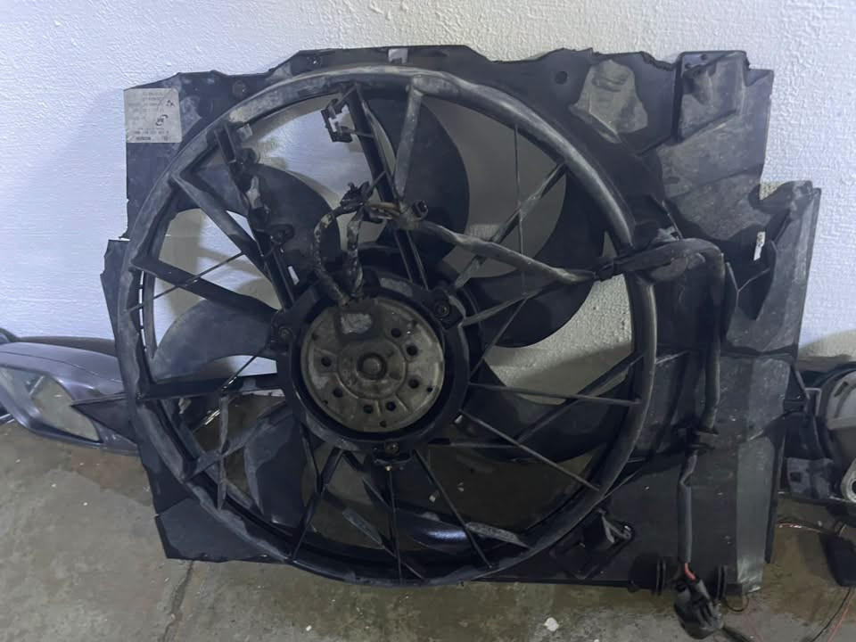 قطع غيار • بدون تفاصيل