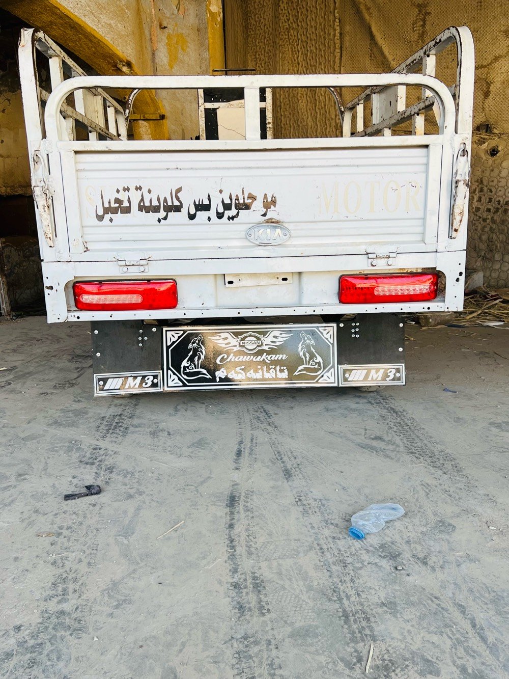 ستوته 2018
أوراق أصوليه 6واراق بيهه 
مكان ديالئ شهربان
سعر 1400 وبيهه مجال 
محرك 2025 جديد قبل اشهر شاده 
كهربايات شلع جديده 
تليرات خلفيه جديده 
باتري جديد 
رقم ***********