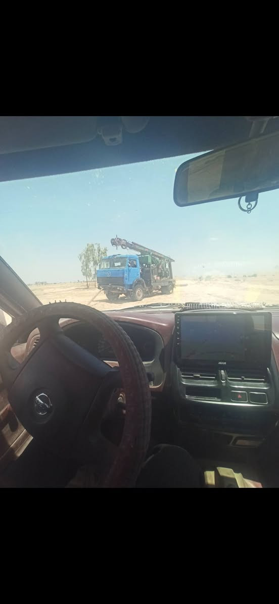حفاره جاكوج للبيع حجم 130 جاكوج اب 16 مراوس بسياره عادي  مكان النجف***********

