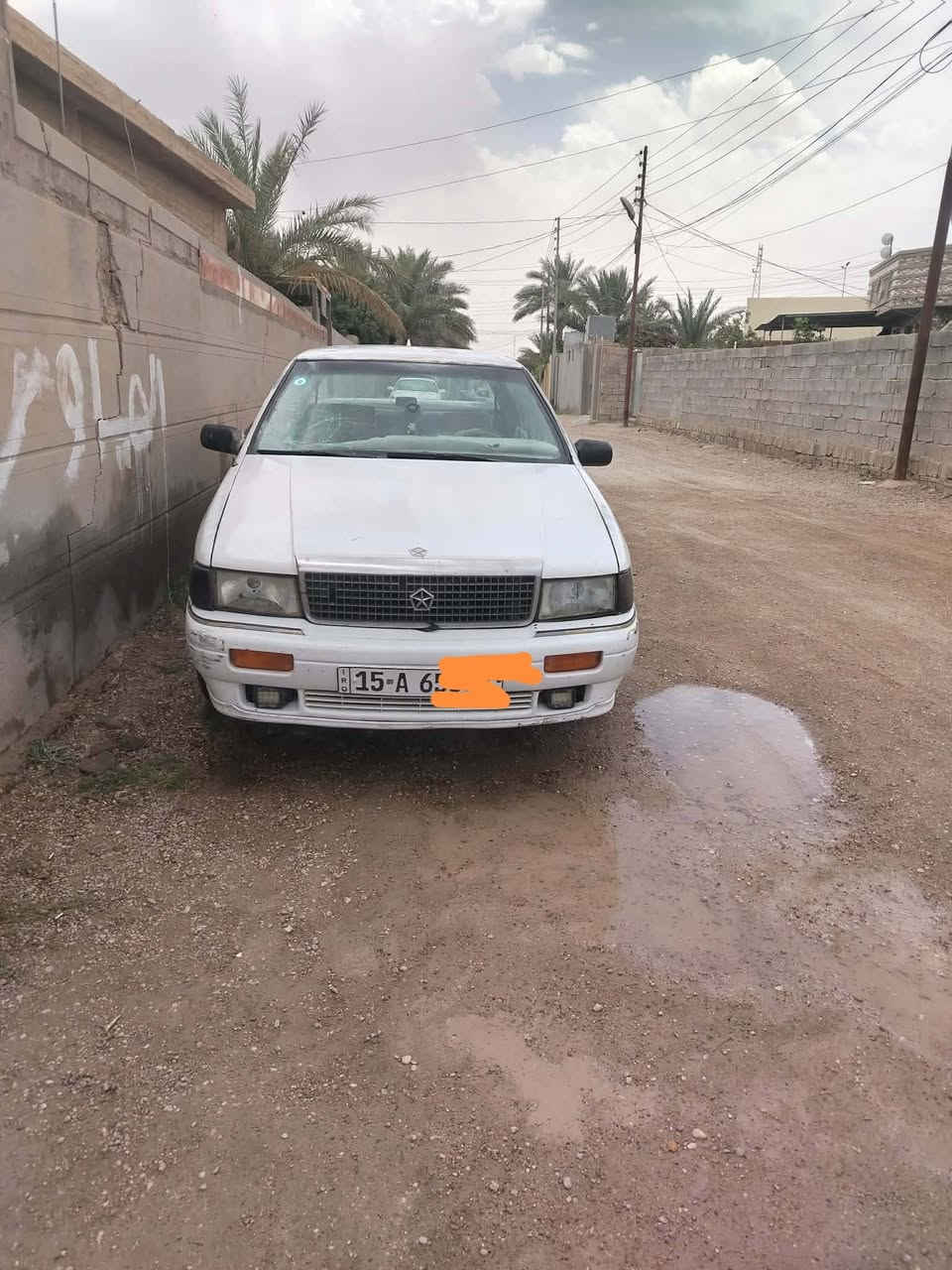 دوج للبيع او مراوس بأحدث وانطي فرق  رقم انكليزي بأسمي تحويل مباشر محرك كالوبر ٣٠٠٠ نظيف كير كهربائي داخلهه نظيف يحتاجلهه فقط باور ستيرن وصبغ لأن بيهه جراد  هاتف ***********
