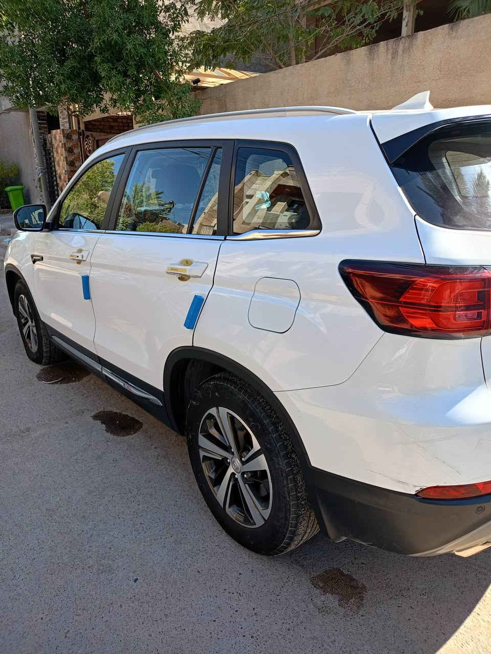 شانجان cs75
للبيع شانجان CS75 موديل2019
سقف بانوراما
ماشية 115  الف كم  قابل للزياده
محرك 1.8 لتر تيربو
ناقل حركة أوتوماتيك
كاميرا خلفية
اللون أبيض
بحالة ممتازه
وباقي المواصفات معروفه
مكان السياره بغداد 
135 ورقه وبيها مجال
للتواصل
***********
