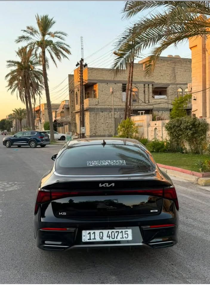 5) كي فايف K5 2025 هايبرد )
• التفاصيل:-
• خليجي وكالة
• اللون اسود
• ماشية km 5000
> فول مواصفات
• بانوراما
• كراسي جلد تدفئة
• جنطة كهرباء
• كراسي ميموري
• كير ماوس
• مقود جلد
• السيارة مغلفة PPF
• ومواصفات كثيرة اخرى
• السيارة لا تزال بوضع الزيرو
السعر 225 $ 
بيها مجال حك جيتك 
بغداد العطيفيه 
اتصل واتساب 
***********
