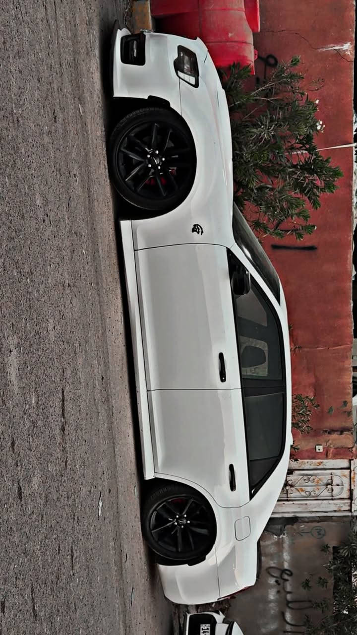 C300 بلاتينيوم • ٥.٧ هيمي V8 • رقم بغداد