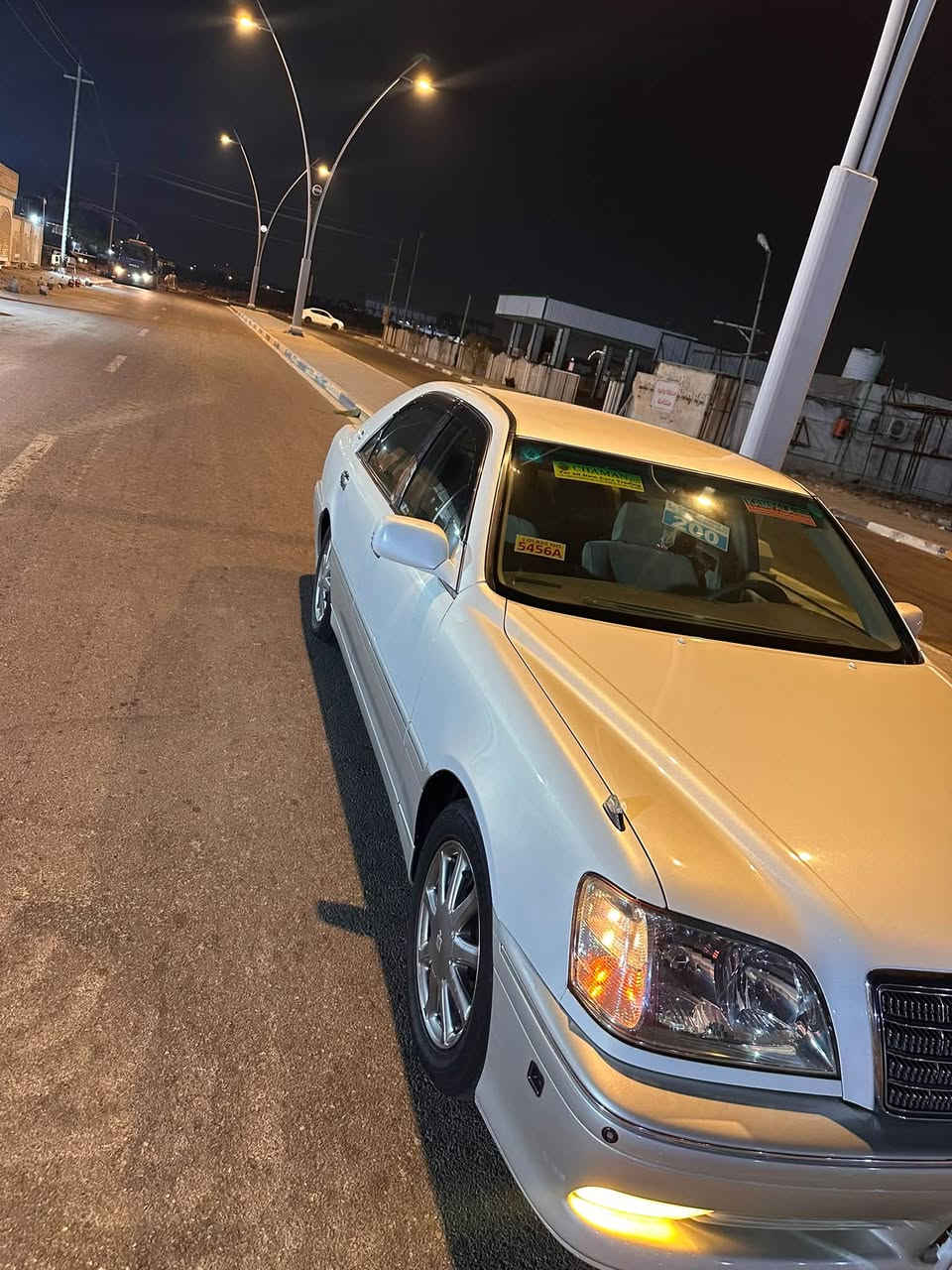 ملكة جنون • ٢٠٠٣ • رقم بصرة