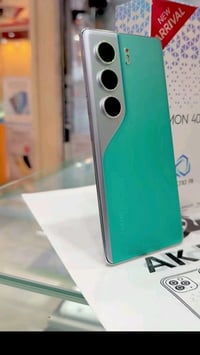 تكنو كامون ٤٠ برو 5G • ٢٥٦ جيجا رام ١٢ • بطارية ٥٢٠٠