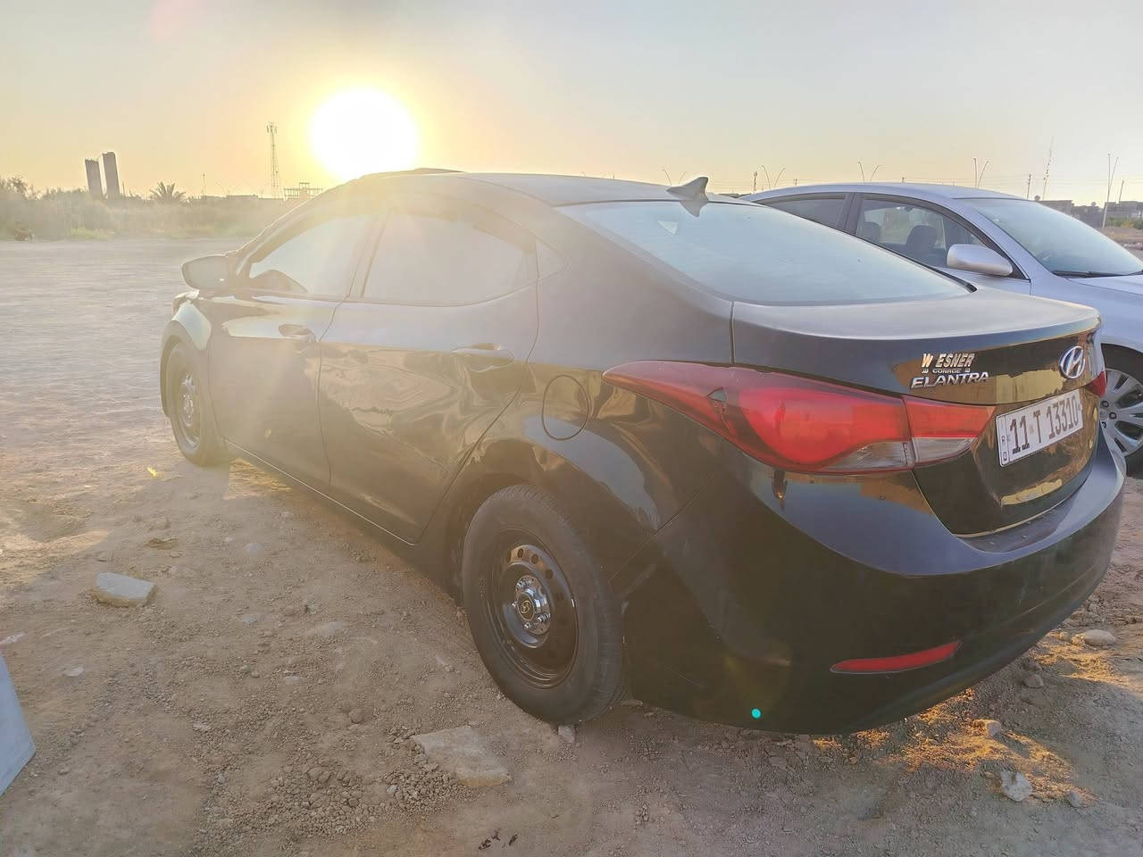 موديل ١٦ مصبوغة عام وارد امريكي حادث جاملغ خلفي للمراوس بكاسحة نظيفة مكاني ديالى سيارة ما بيها نقص برغي
***********
