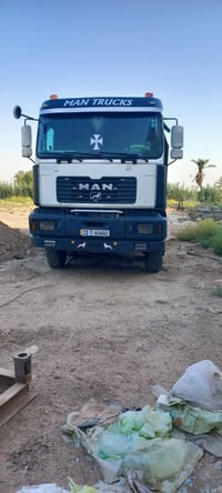 مان صقر • قلاب • موديل ٢٠٠٢