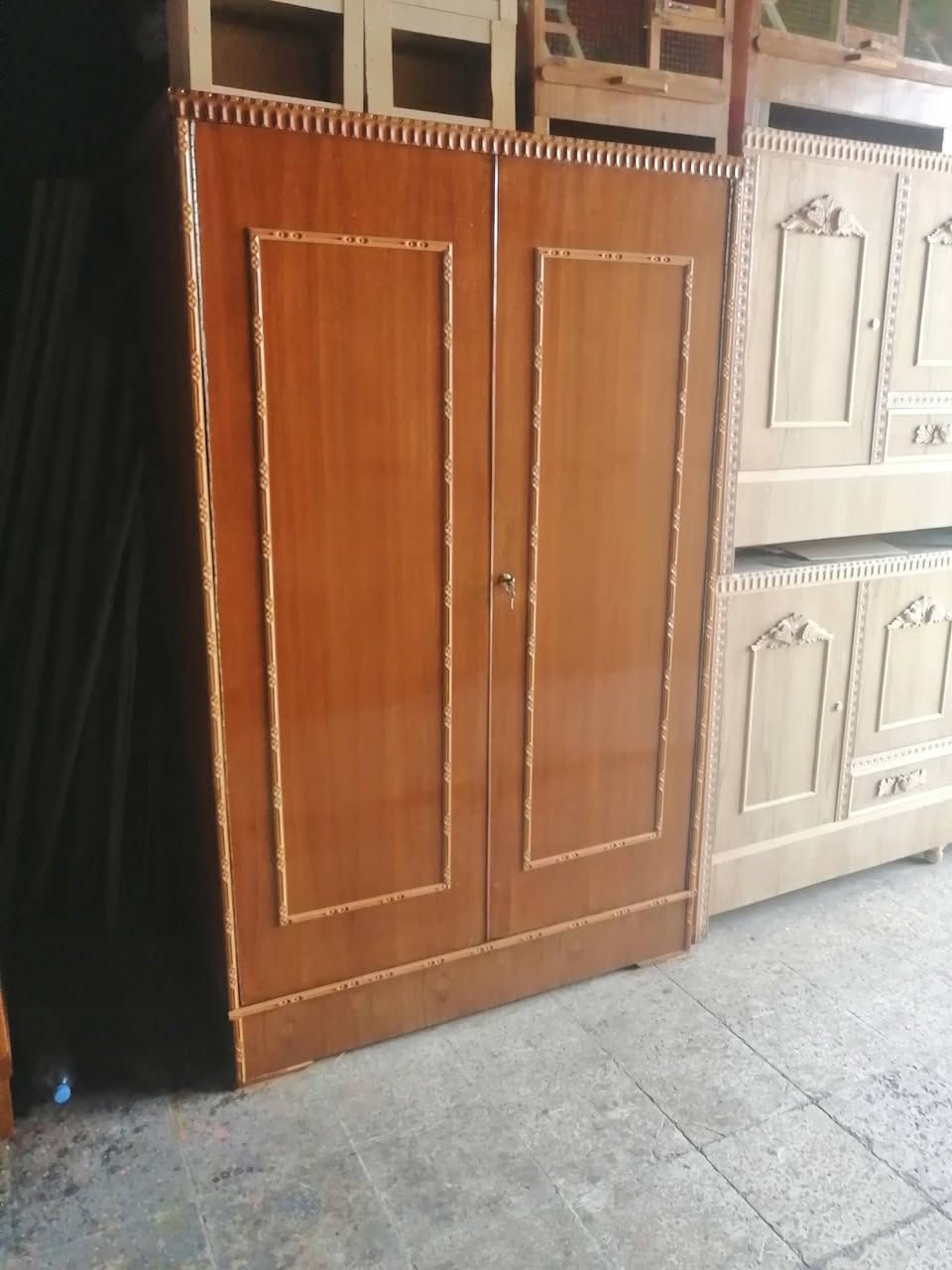 كنتور اثنين باب شغل توصيه ثقيل نقش زان معرض ونجاره الاخوين العنوان موصل خزرج الاستفسار على الارقام *********** كورك *********** الجواب على اتصال
