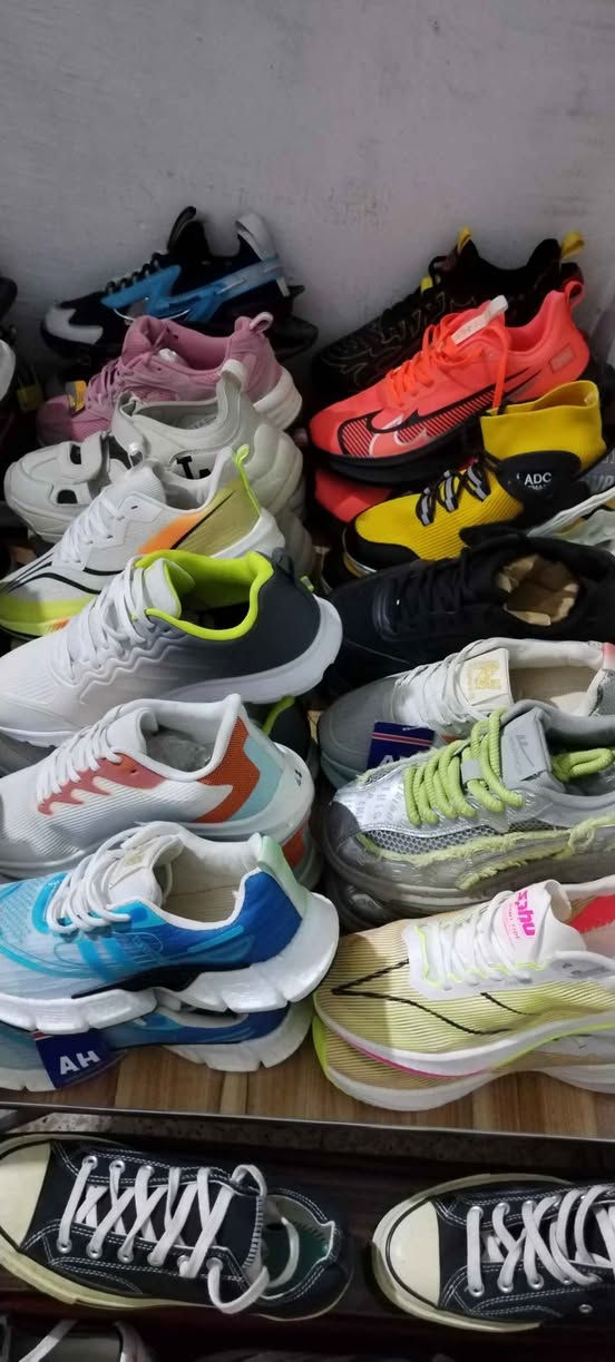 توفرت شلعة مال ترانشوز رياضي خفيف طبي
العدد 35 زوج
سعر القطعة ب8000 الاف
العنوان بغداد الشعب شارع عدن
واتساب فقط *********** بغداد, العراق
