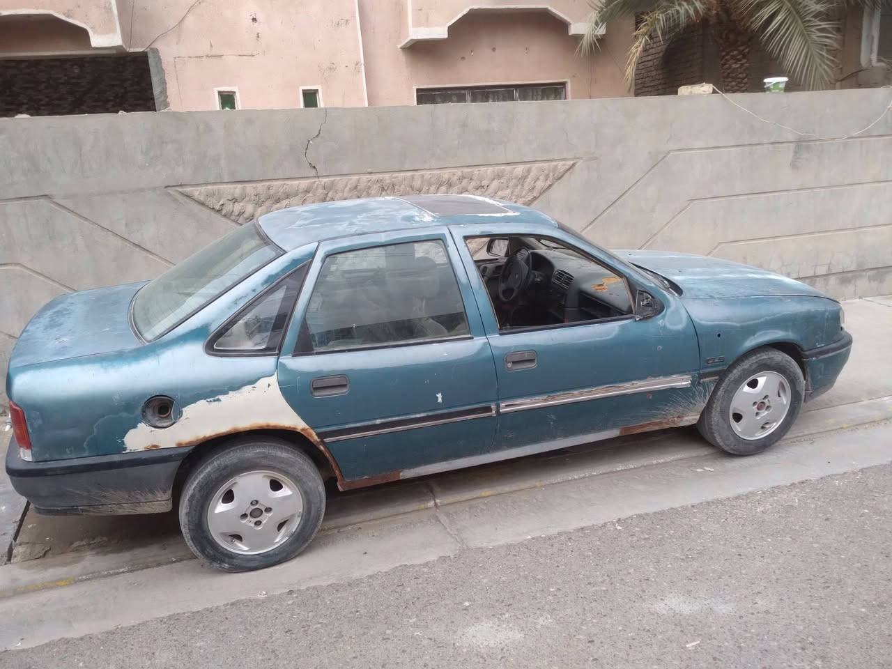 اوبل فكتره محرك 2000 كير اوتماتيك بي نمره تاخير  موديل 92 رقم انبار  سياره يردلهه ترتيب لغرفتهه سنويه صقطه 2018 عضم عاج السعر 16 العنوان الفلوجه ابيع  بس تحويل وغرمات وكص ولباقي كوم حديد العنوان الفلوجه المراسله على الفيس او اتصال ***********
