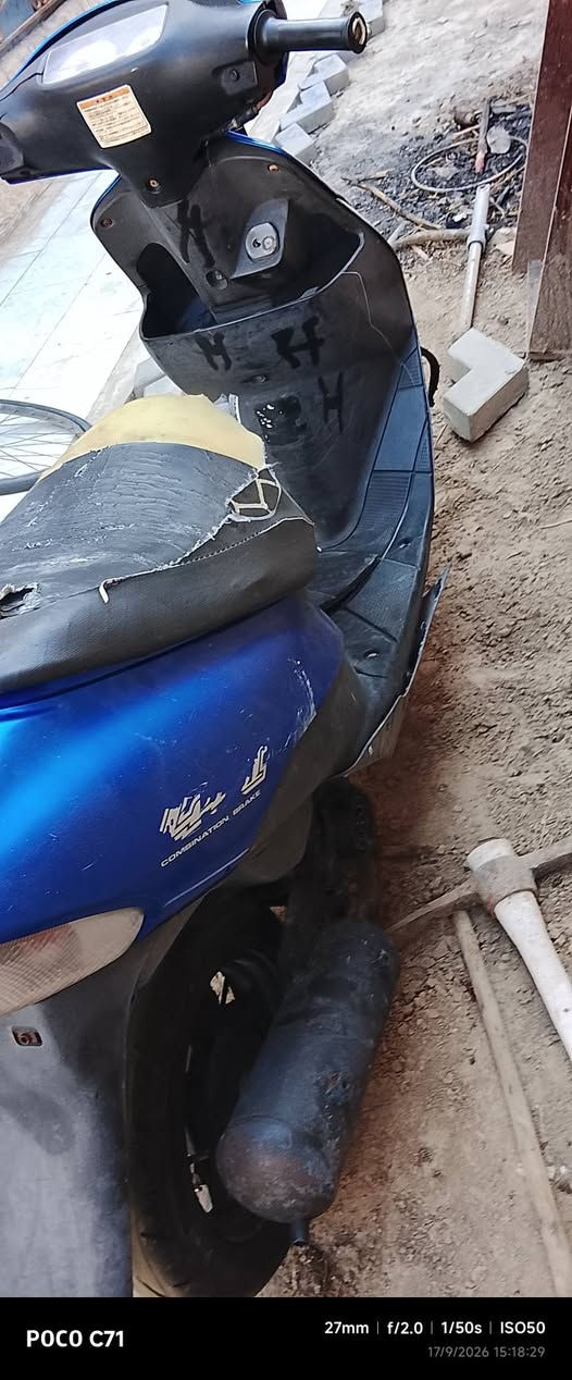 دراجه للبيع ساسوكي عطلها كابريتر فقط دراجه نضيفه السعر 200 وبيها مجال الرقم *********** الاتصال واتساب فقط

نص مكتوب في الصور:
- POCO C71 27mm | f/2.0 | 1/100s | ISO100 17/9/2026 15:18:36
- POCO C71 27mm | f/2.0 | 1/111s | ISO50 17/9/2026 15:18:14
- POCO C71 27mm | f/2.0 | 1/50s | ISO50 17/9/2026 15:18:29