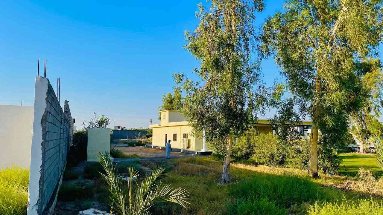 بيت مع دونم للبيع التاجي قرب منشأه النصر طريق زملة حمدي الاستفسار ***********

