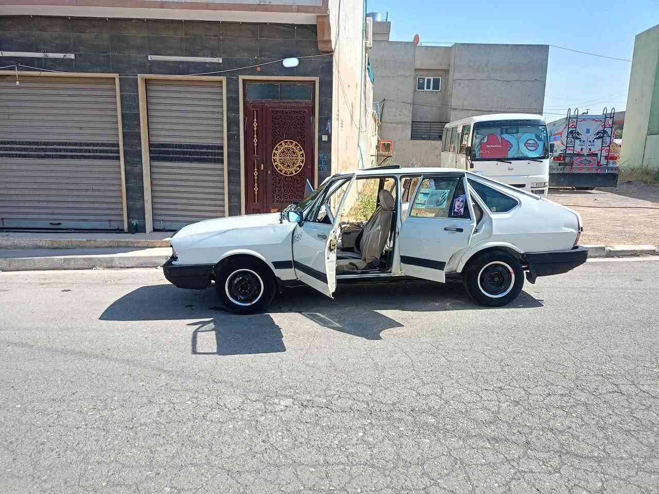 برازيلي للبيع موديل 86 محرك وكير شرط كاربون بانزين نينوى سنويه ل 30 غرامات صفر سعر 18وبيها مجال ***********
