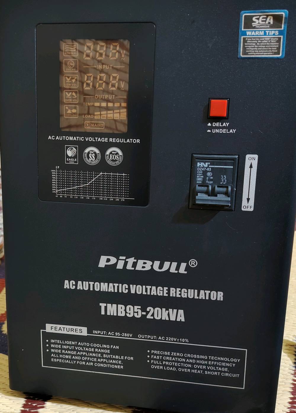 ياالله​ للبيع⚡ منظم فولتية تلقائي (Pitbull) قدرة 20kVA للبيع ⚡
​للبيع منظم كهرباء بحالة ممتازة ومواصفات قوية جداً تتحمل أعطال وهبوط الكهرباء:
​الماركة والنوع: Pitbull - AC Automatic Voltage Regulator (TMB95-20kVA).
​نطاق دخول الكهرباء: واسع جداً يبدأ من 95V إلى 280V (يعني يرفع الكهرباء حتى لو كانت ضعيفة جداً).
​إخراج الكهرباء: مستقر ومضبوط على 220V (±10%).
​المميزات:
​مروحة تبريد أوتوماتيكية مدمجة للحماية من السخونة.
​شاشة رقمية LED لتوضيح الفولتية الداخلة والخارجة ونسبة الحمل.
​نظام حماية كامل ضد: الفولتية العالية، الفولتية الواطئة، التحميل الزائد (Overload)، والارتفاع الشديد بالحرارة.
​زر تحكم بالتأخير (Delay / Undelay) لحماية الأجهزة عند رجوع الكهرباء.
​مناسب جداً وتشغيل ممتاز للسبالت والأجهزة المنزلية والمكتبية.
​قاطع دورة أوتوماتيكي (Breaker) مدمج للحماية من الشورت.
​يأتي مع الصندوق الخشبي الأصلي للحفظ والنقل.
​
📞 للتواصل: [*********** أو المراسلة على الخاص]