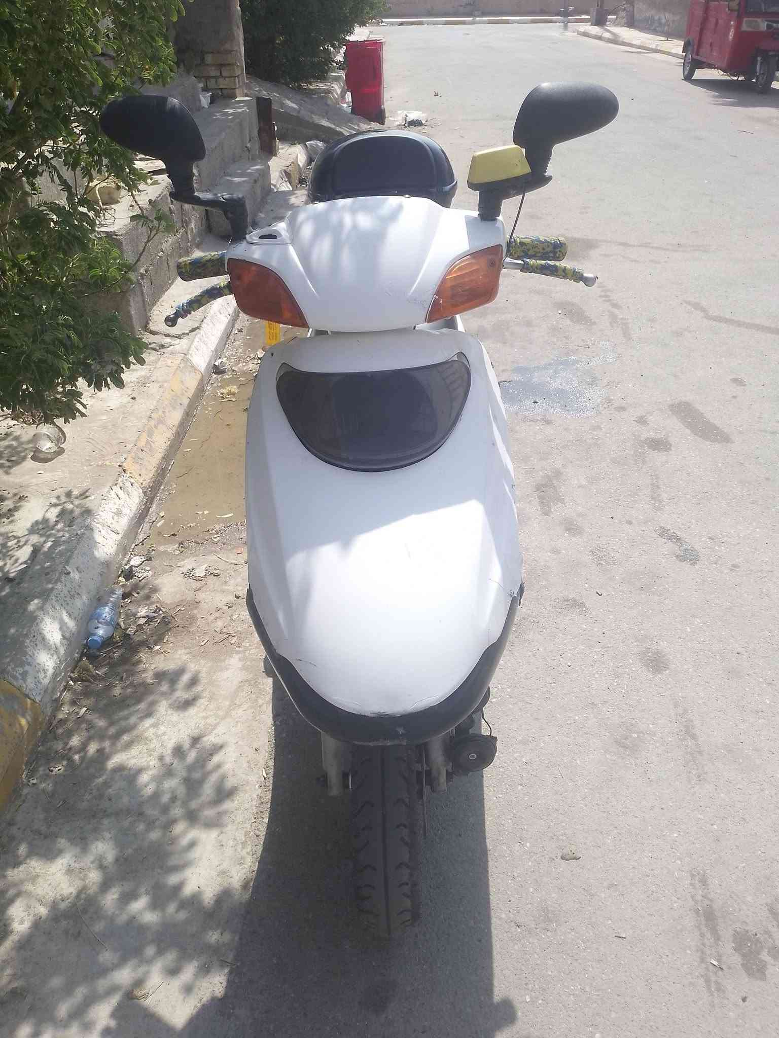 سلام عليكم هوندا سبيسي للبيع سعر 400وبيهة مجال قليل دراجة نضيفة اتصل على هذا الرقم ***********
