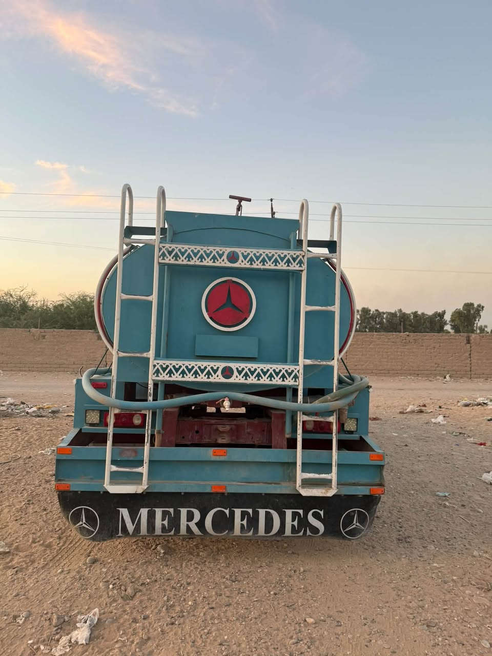 السلام عليكم تم اعاده النشر بسبب الوعود الكاذبه 
ابو اردين للبيع موديل ٧٥
شرط محرك گير شاصي كله بلادي ومكفول رجاءً الموشراي لايتصل مكانه صلاح الدين بيجي 
***********

نص مكتوب في الصور:
- ***********