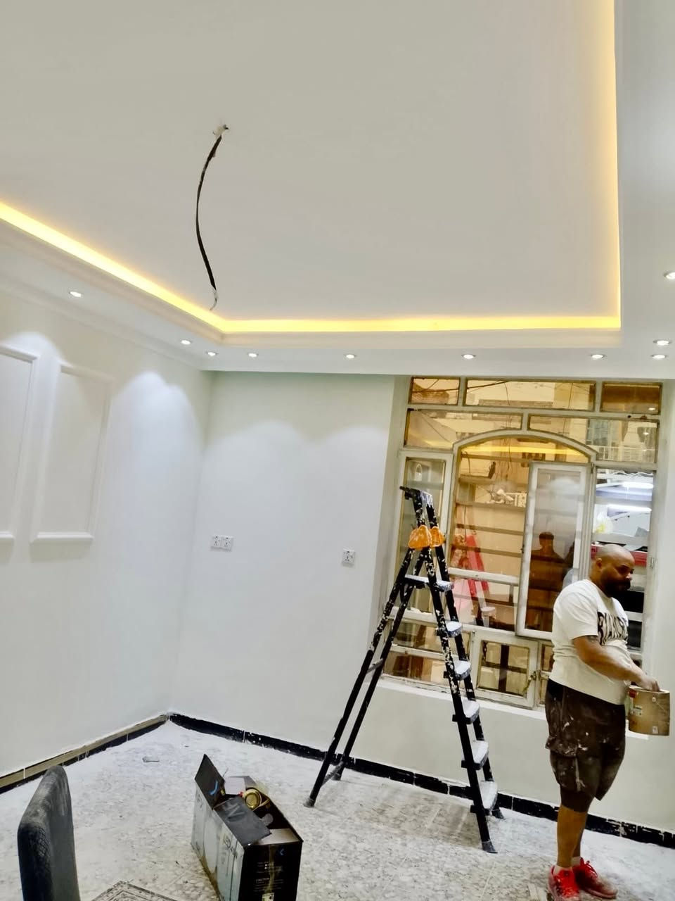 عمل بوكس مع اناره وسحبات واصباغ شركة #جوتن✨
بأيادي الكادر المتميز ديكورات لمسة ابداع ✨
قبل وبعد✨

 ☑️ موقع 📍العمل الدوره ابو دشير✨
للتواصل واتساب 📞***********7
