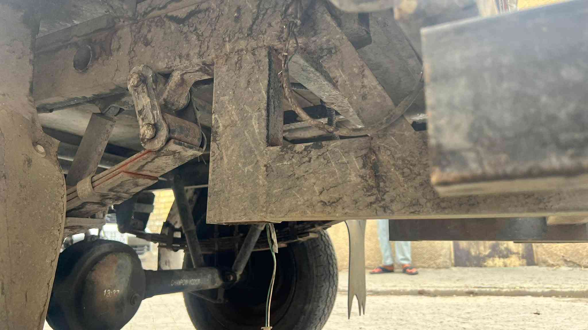 سلام عليكم 
ستوته للبيع صقر مديل 20 مكينتها 23 مجفته ستوته خير من الله كل نقص مابيها وغراضها الاستهلاكيه كلها جديده بلك وراس بلك وملف وراجز وكابرتير خير من الله شوفت عينك واوراقها كامله مكمله بوجهك تروح ترقم كل نقص مابيها اصولي مو سكنر سعرها 1600 قفل 🔒 
*********** الموشراي واليدور بغير سعر يعذرني ولا يتعبني مكاني بغداد مدينة الصدر
