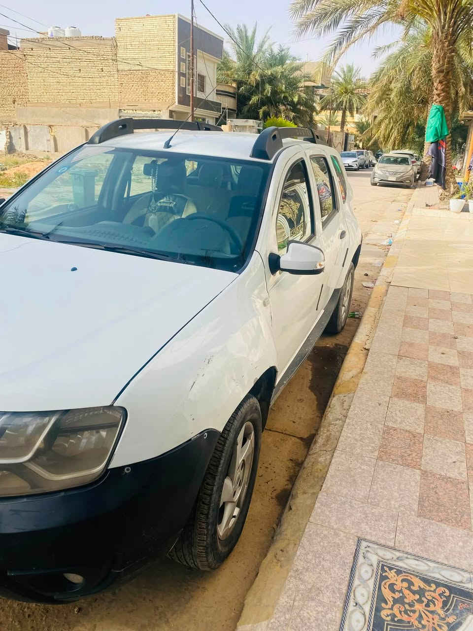 بيع بالاقساط 
رينو داستر موديل 2018 محرك 2000 
كير مكينة تبريد بحالة جيدة 
مقدم و الباقي قسط 
رقم كربلاء مكاني كربلاء 
***********
