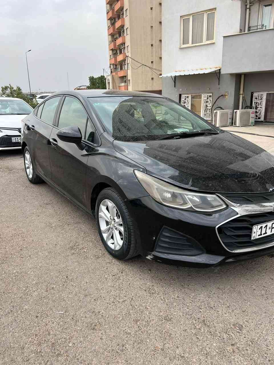 السلام عليكم
شوفر ليت كروز LT2019
ماشيه 142 الف كيلو متر 
البجم مصبوغ 
صفحه السايق مصبوغه 
المحرك والكير مكفولات 
الحداديه بحالة جيدة 
كامرة خلفية بلادي 
شاشة ابل كار بلي 
رايده 75$ وبيه مجال

