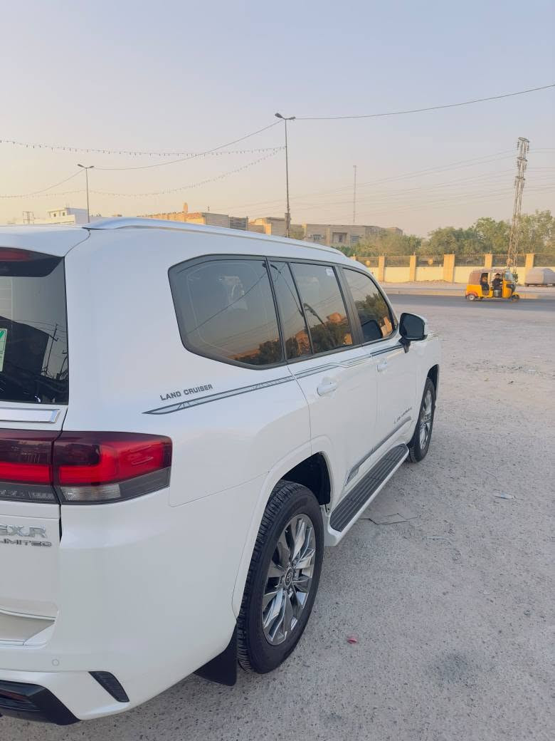 لاندكروز GXR • ٢٠٢٣ • ٦٠٠٠٠ كم