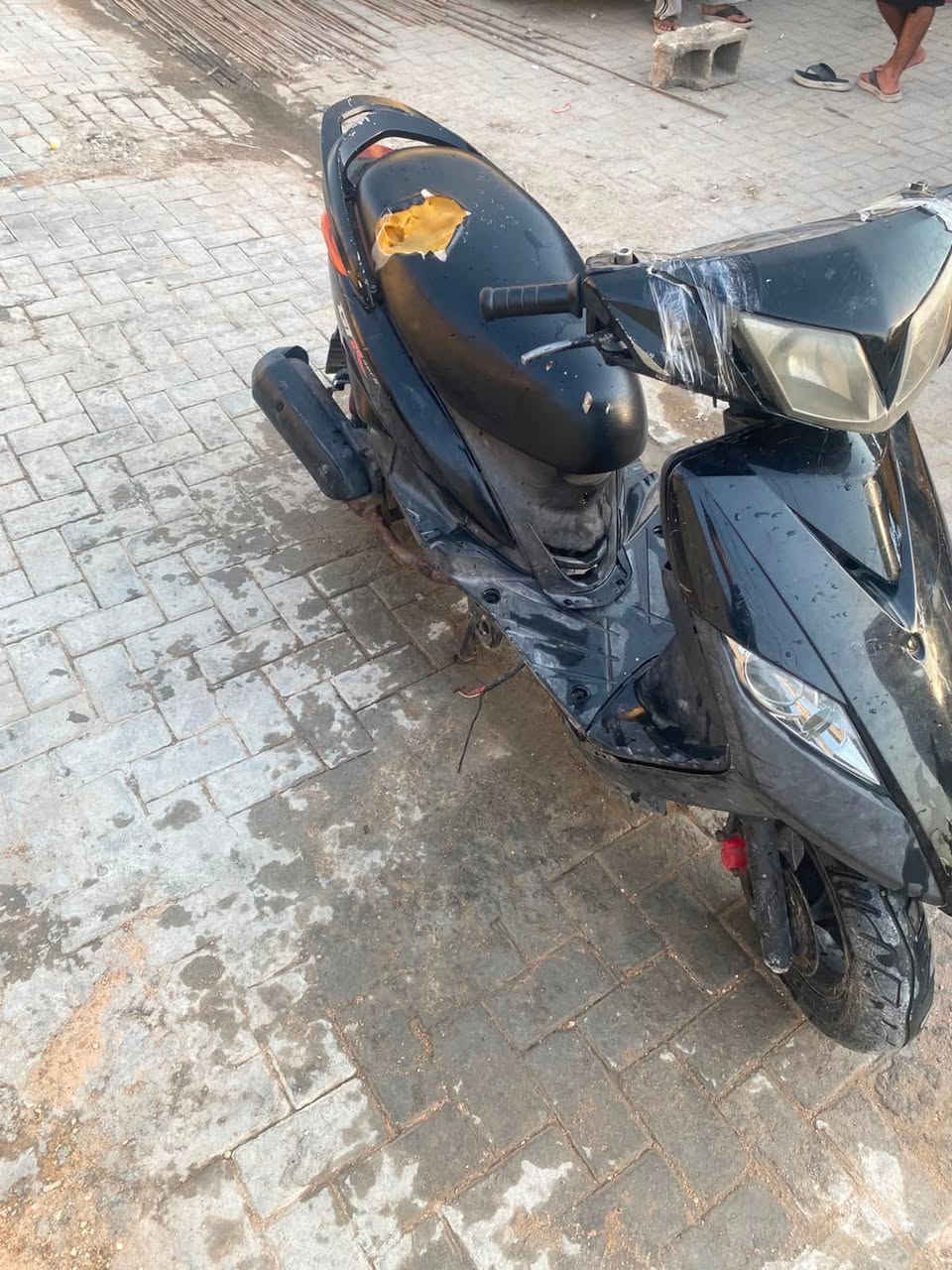 سلام عليكم دراجه ثعلب للبيع صار اقل سنه من جبتها رمبا و شتريت سياره و اريد ابيعها يحتاج الها ضفيره مكاني بغداد مدينه الصدر ***********  واتساب
