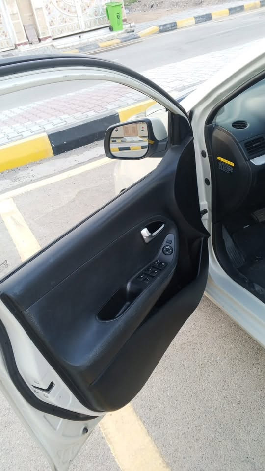 بيكانتو موديل 14 ادوات بيها كص ماشيه 18 الف سعر 43وبيها مجال حك الجيه مكان السياره كوت 
***********
