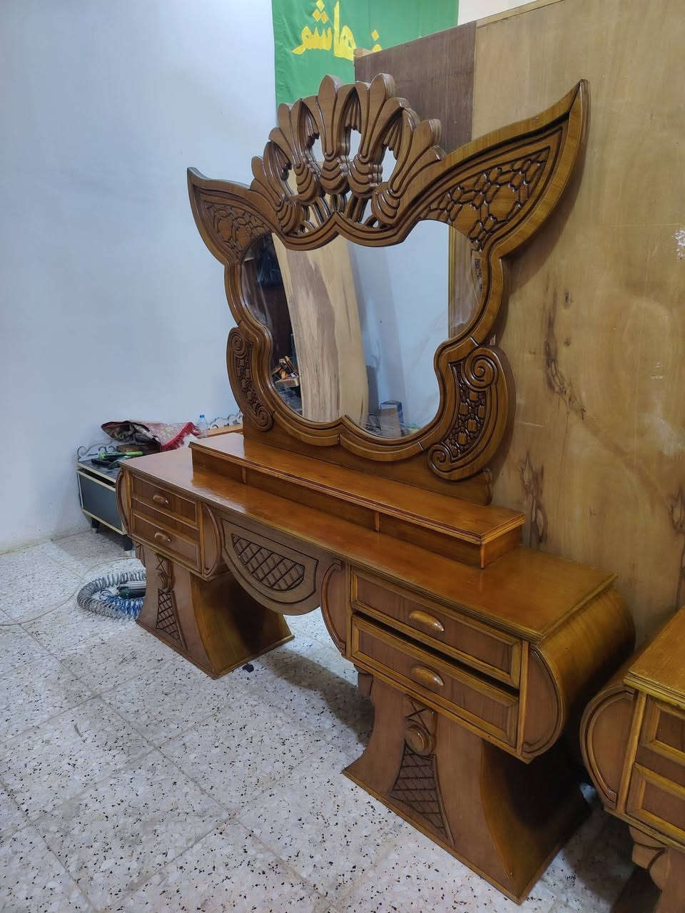 غرفه ام السته طابقين شغل تسكام صاج داخل وخارج
عنوان بابل قضاءالقاسم ع للاستفسار خاص او تصال

*********** واتساب.  #غرفه #انتيكا.
