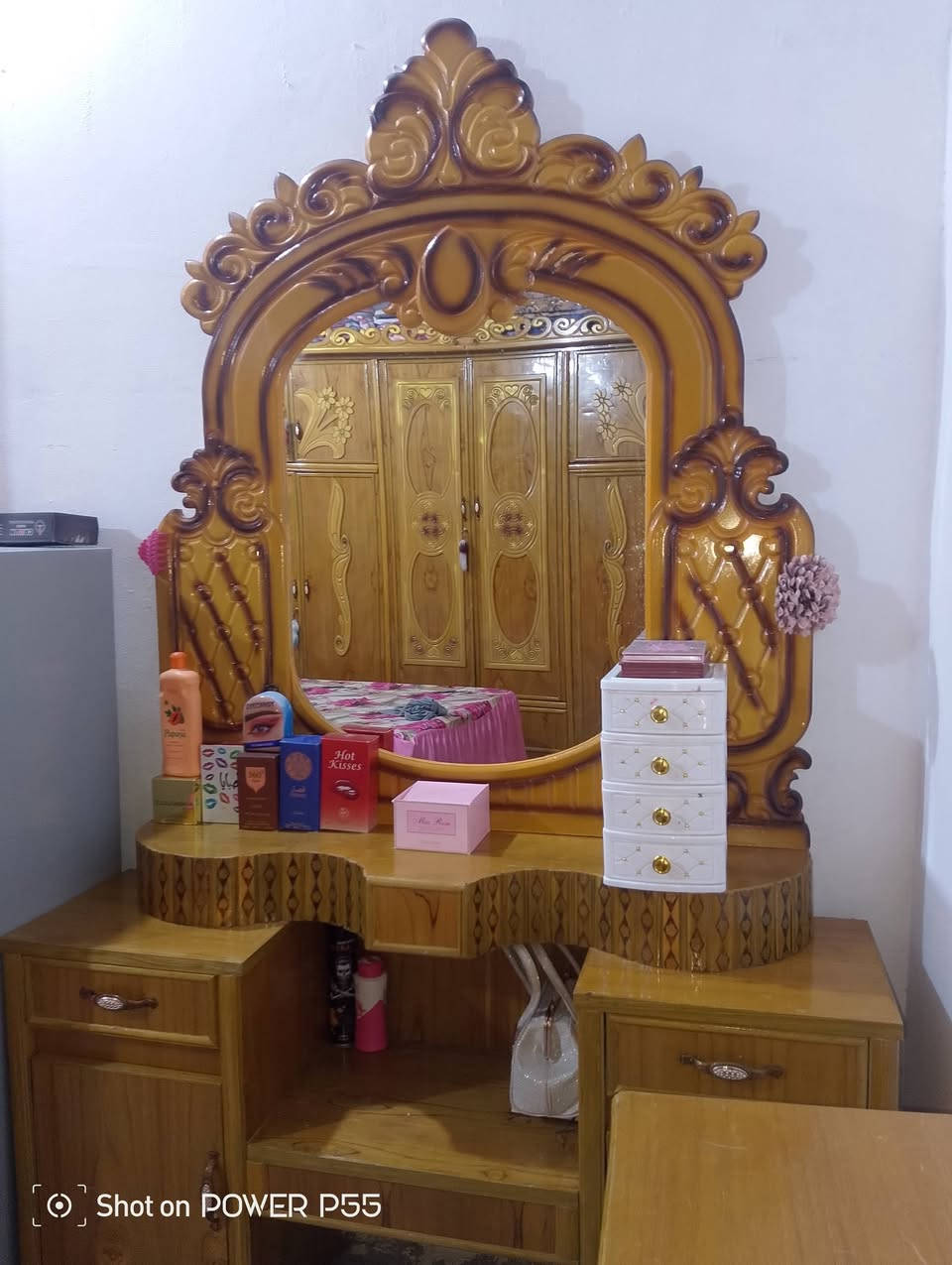 غرفه للبيع نضيفه حطاطه  الاستفسار على هاذا الرقم ***********
