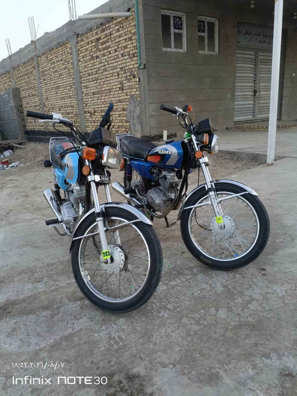 السلام عليكم دراجتين نامه امتياز للبيع الزرگه موديل 27 كفاله عامه ماشية فقط 2000 كيلو كلشي شغال لايت دبل اشارة سعرها 750 والدراجه السمائية موديل 25 كفاله مكينه ناعمه وحلوة ما مفتوحه تاير جديد كهربائيات كلها شغاله سعرها 600 والشراي بي خير ويدلل الموقع بابل الحمزةالغربي متواجد خاص ورقم ***********

