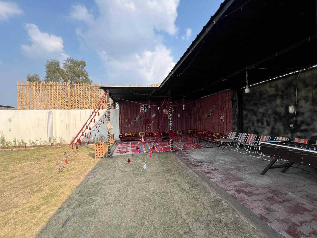 مزرعة للإيجار اليومي 🏡🌳
📍 الموقع: بغداد –حي صدام 

✔️ أجواء هادئة ومناسبة للعوائل

✔️ مساحة واسعة وخدمات متوفرة
 

✔️ مثالية للراحة والونسة

📌 للحجز والاستفسار يرجى الاتصال أو المراسلة على واتساب: 

عبود الشيخ
 📞 ***********

 موثق في تطبيق اجرلي لسياحة المزارع في العراق 🇮🇶
