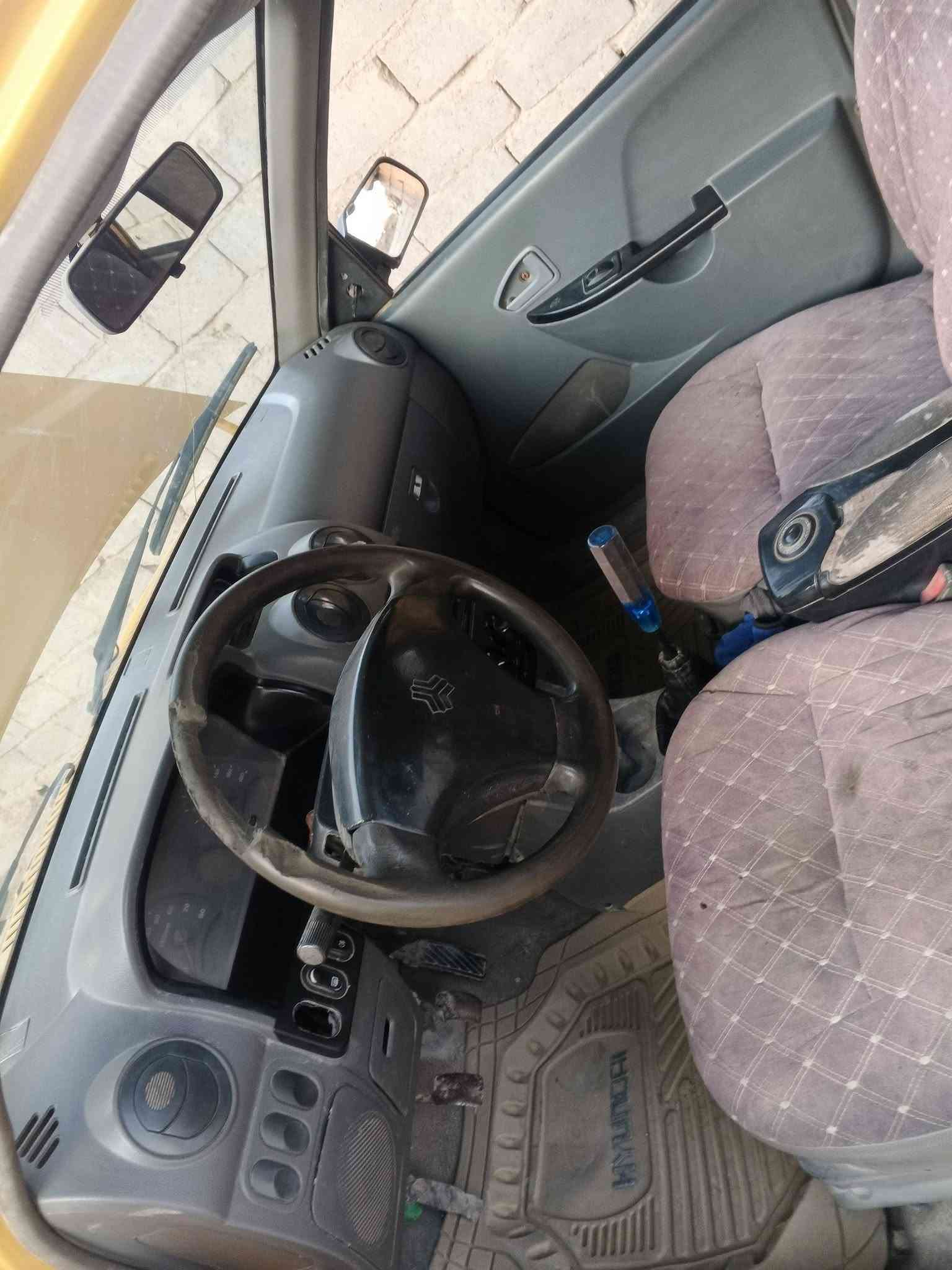 سلام عليكم سايبه موديل 15 جاهزه مكينه كير حداديه تخم تاير حلوات شواصي شركه ما ملعوب بيهن ابد بدون تحويل المالك ضاع عنوانه وماندله ابيع كوم حديد مكان السياره بابل لاستفسار عل رقم ***********
