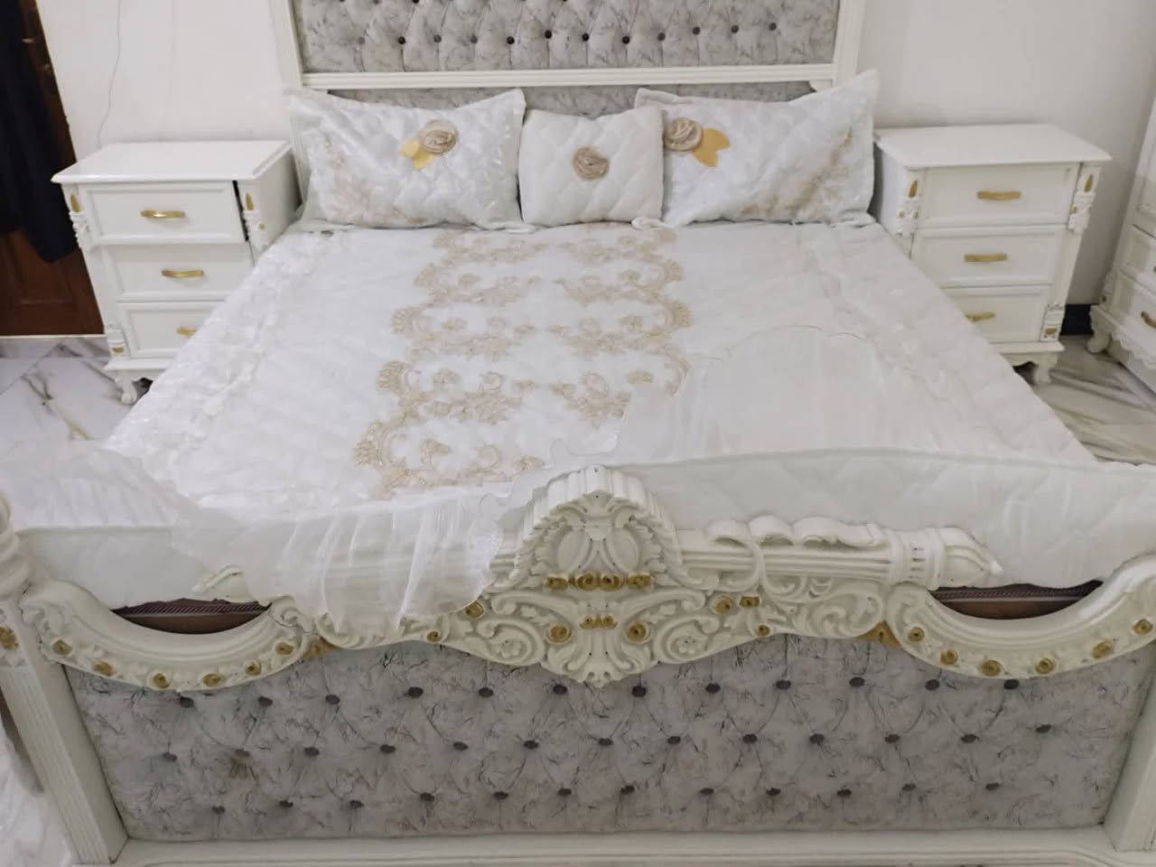 السلام عليكم غرفه مستخدمه أقل الشهر نضفه فول 100
،١100صبغ حراري مال سيارات تزكام عراقي داخل صاج كله زان مصري المجرات حفر بلخشب بابل القاسم ***********مكلف بنشر
