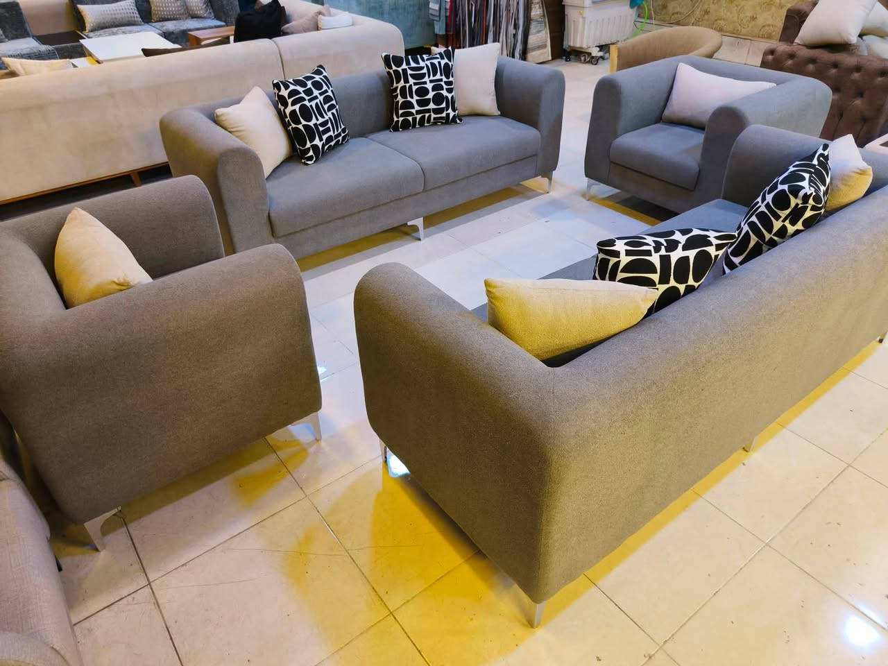 🛋 موبليات لا ماسو 🛋️

تخم تركي باندة جديد ٨ نفرات مقعد طبي بولستر وهيكل خشب زان بل كامل 

السعر عرض خاص : 675$

يتوفر توصيل 🚚 الى جميع محافظات العراق

للحجز الفوري راسلنا واتساب☎️:***********  

📍العنوان اربيل سايدين المنارة مقابل سوق اللنكة الجديد مقابل عمارة F

⏰ يومياً من 10 صباحاً لـ 11 ليلاً ‎
