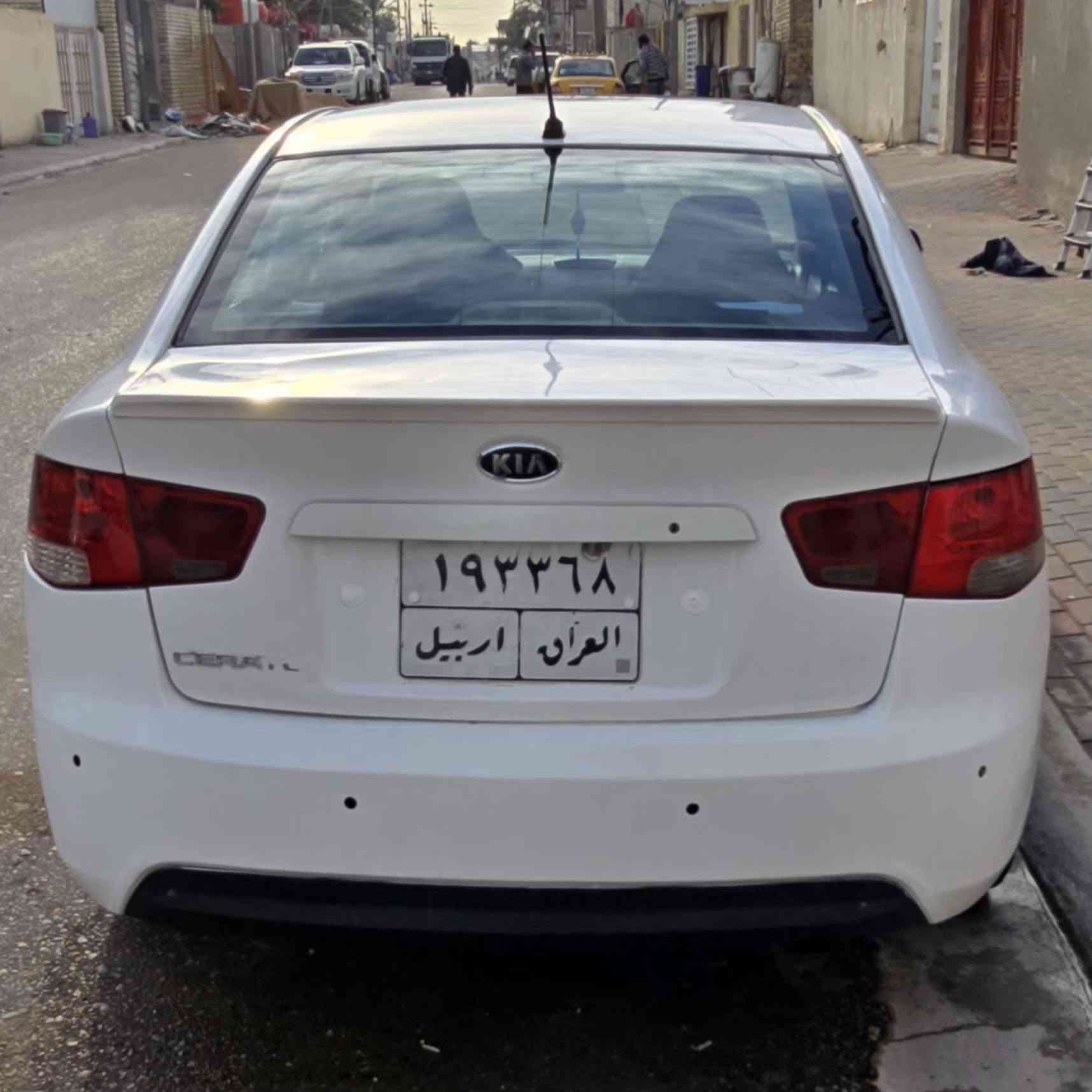 السلام عليكم سيراتو خليجي للبيع فول عدا البصمه ٢٠١١ بيها سونار خاص السعر ب٩٥ وبيها مجال تريد وكاله تريد مداور الاستفسار *********** مكاني كربلاء حي العامل
